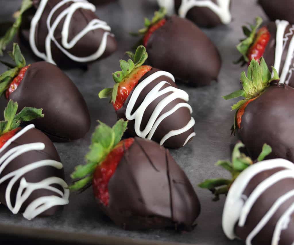 Dark-Chocolate-Covered-Strawberries