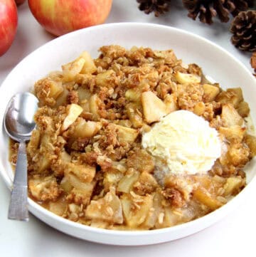 Apple Crisp with Almond Flour