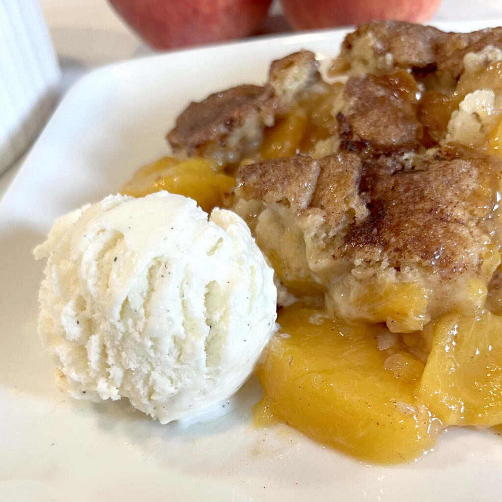 Easy Gluten Free Peach Cobbler with ice cream